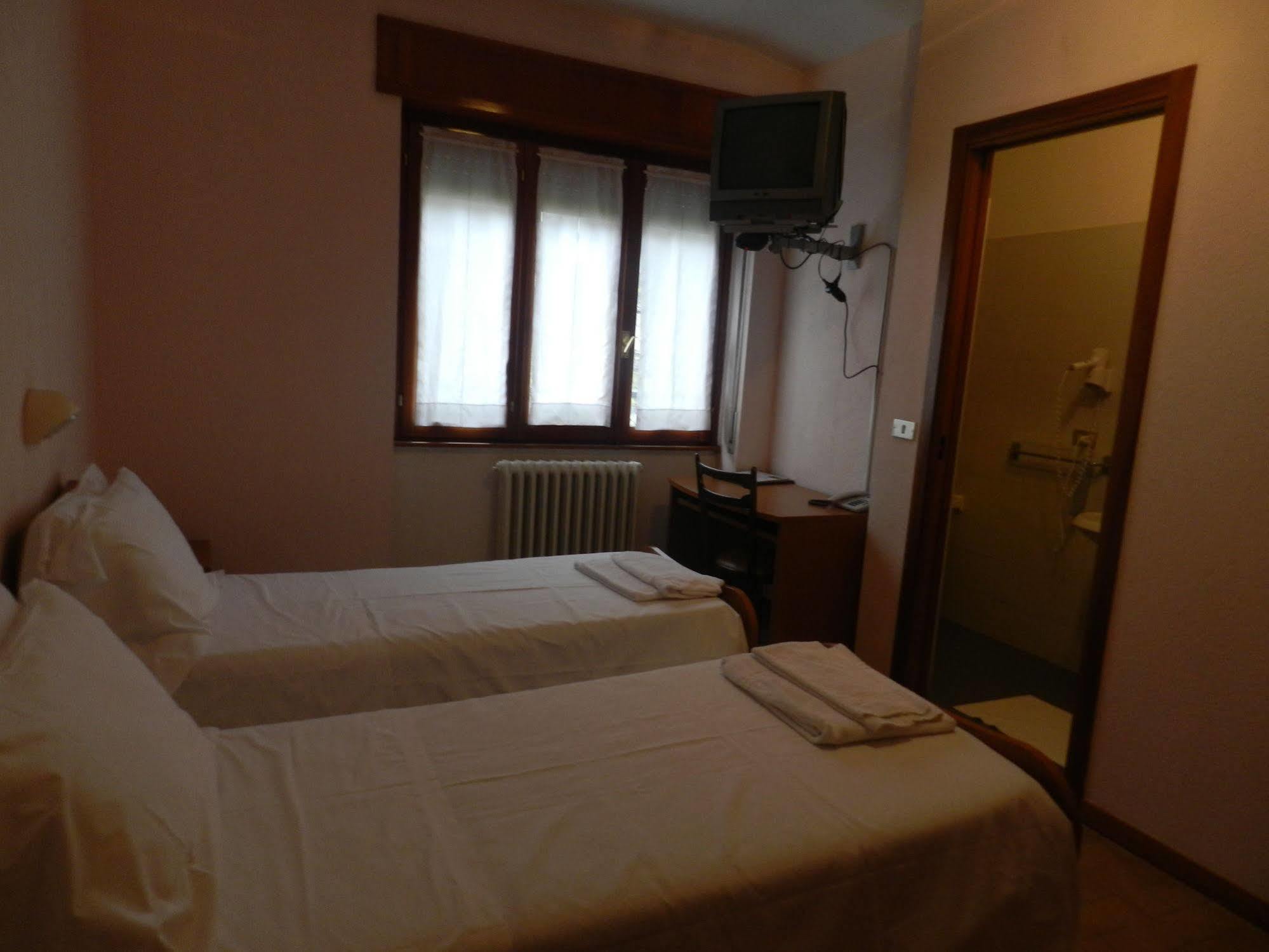 Hotel Saligari Verceia エクステリア 写真
